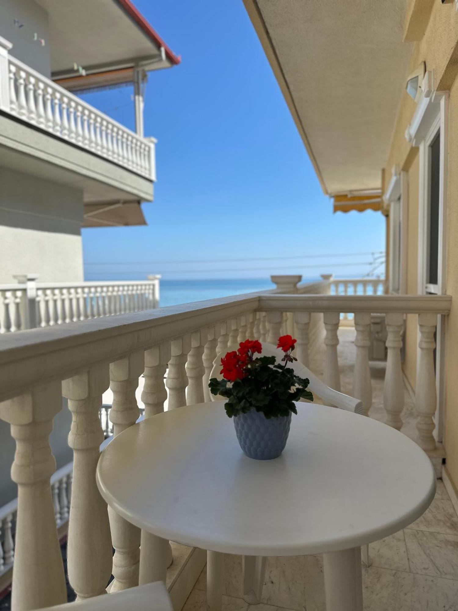 Olympic Beach Rooms Стая снимка