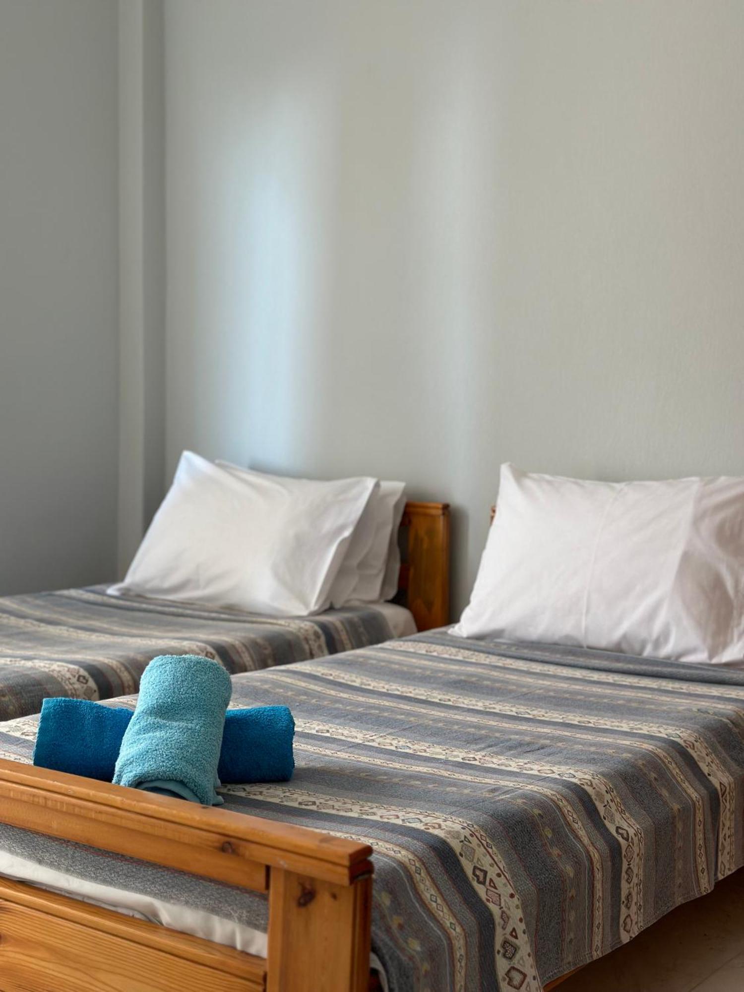 Olympic Beach Rooms Стая снимка