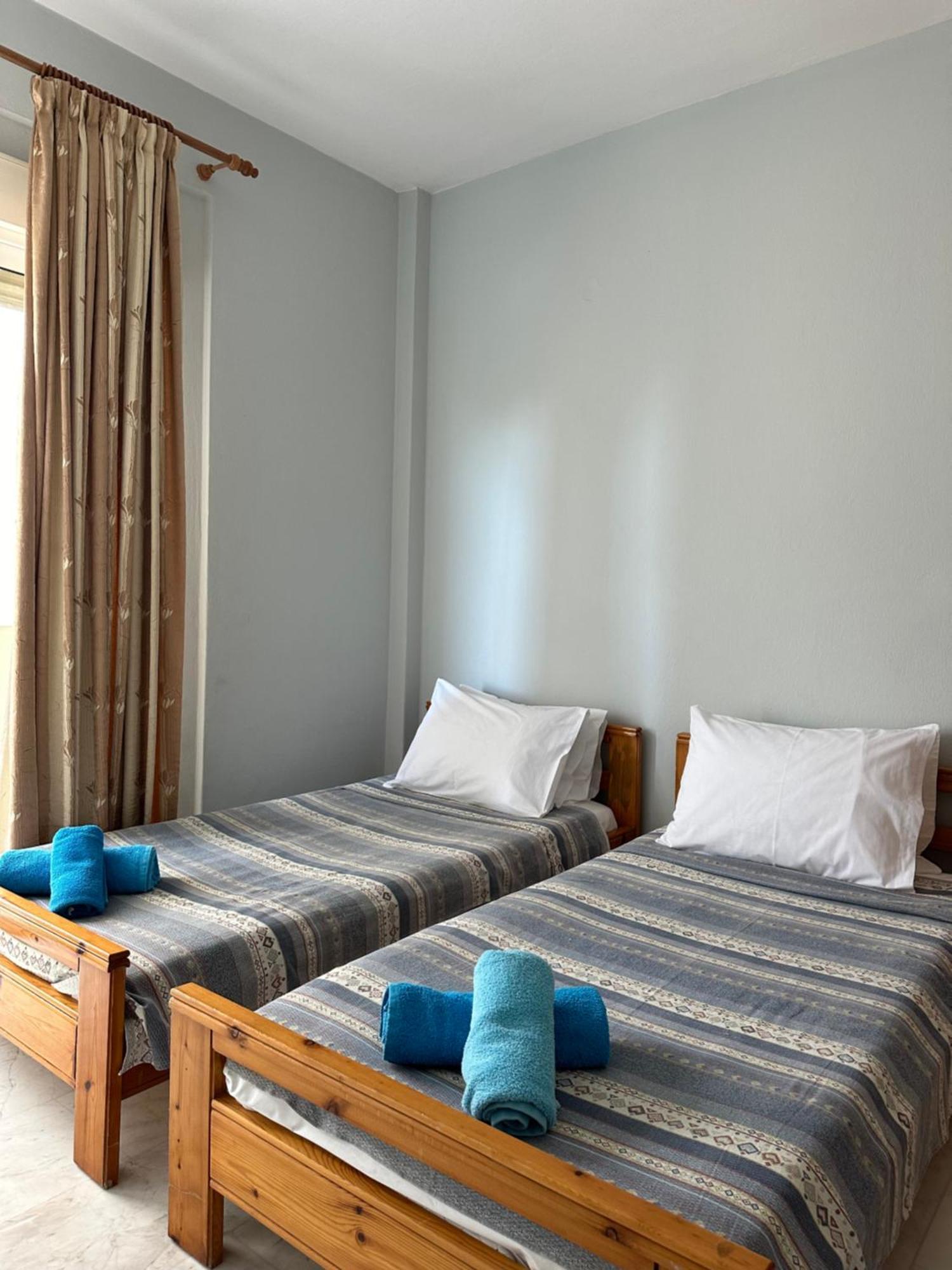 Olympic Beach Rooms Стая снимка